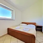 With Parking Space - Krk - 24229 Apartman *